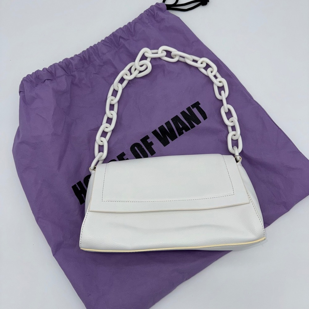 House of Want H.O.W. We Are Fabulous‎ Shoulder Bag White Chain Trendy Purse